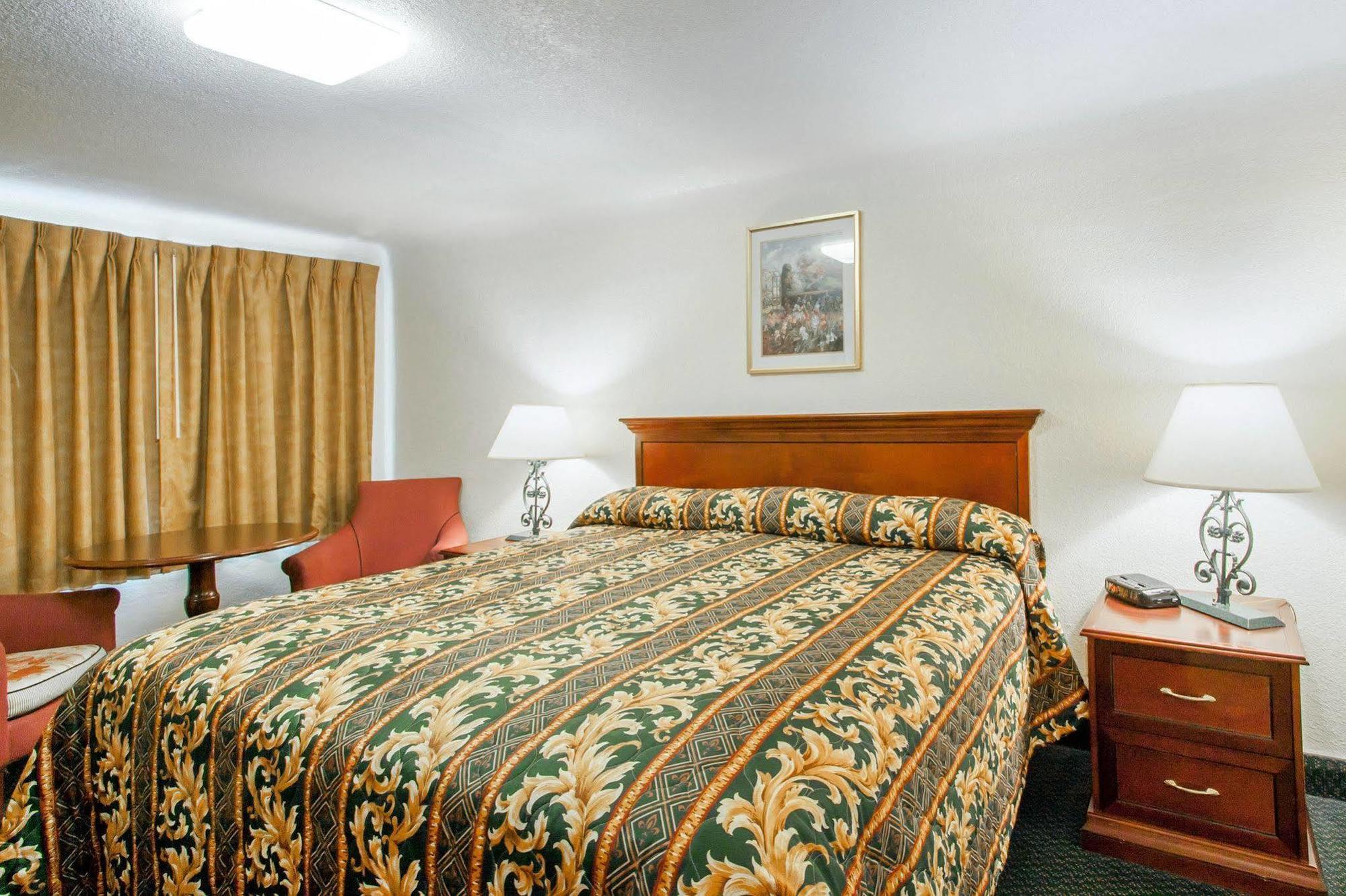 Signature Inn Eugene Esterno foto